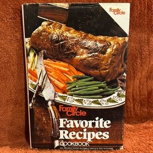 Family Circle Favorite Recipes Cookbook 1984